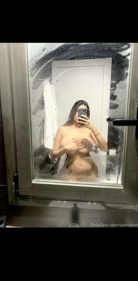 Sannatorr model pretty galleries