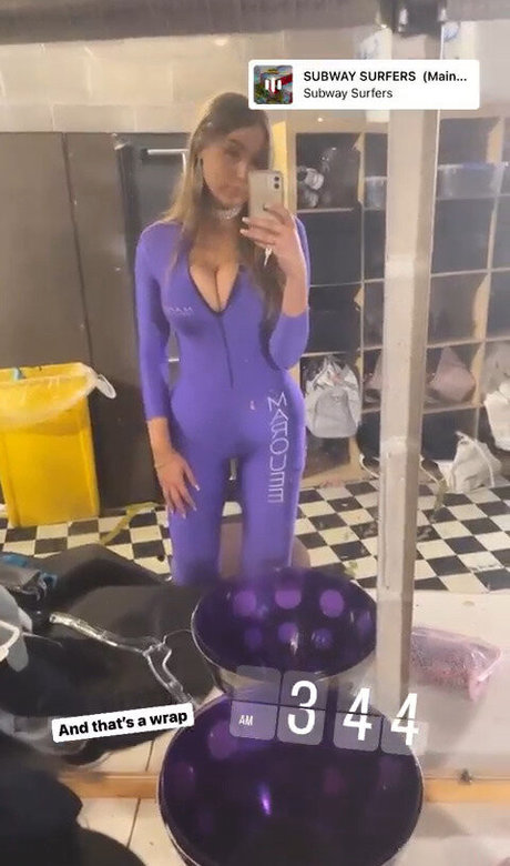 Alida Moya porn model gallery