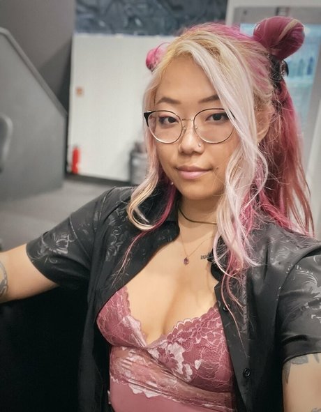 Stella Chung pornstar high quality gallery