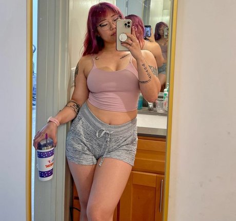 Stella Chung nude star img