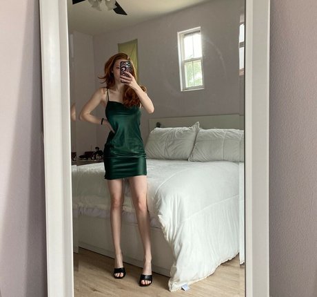 latina milf onlyfans adult photo