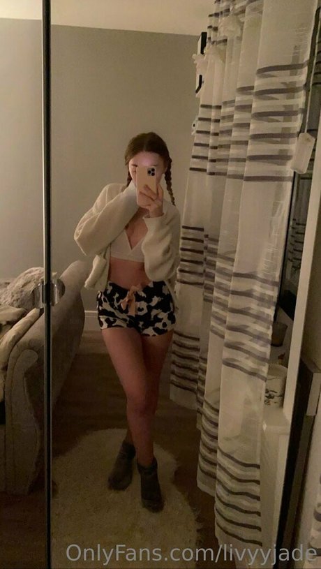 livyyjade star naked photos