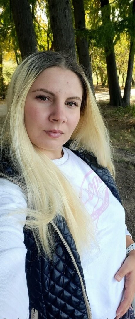 andradahot hot pornstar photo