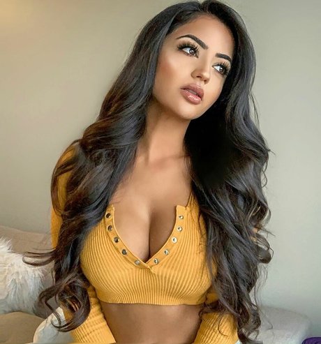 Aneeqa Farid pornstar perfect galleries