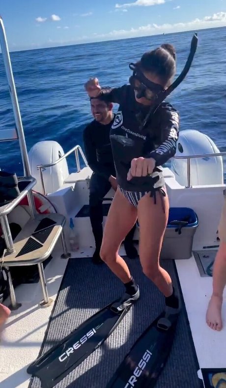 Nina Dobrev hot model galleries