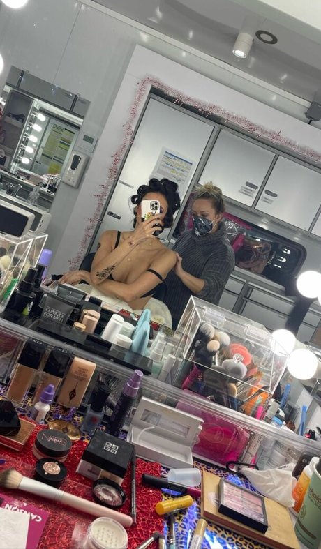 Nina Dobrev model sex photo