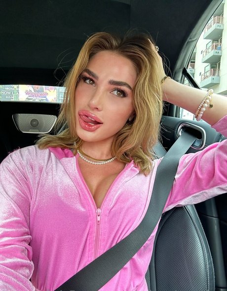 misskenziannefree pornstar sexy picture