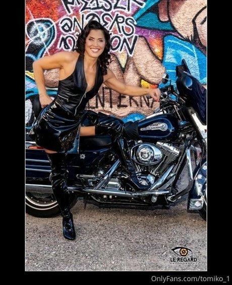 tomiko 1 top star archive