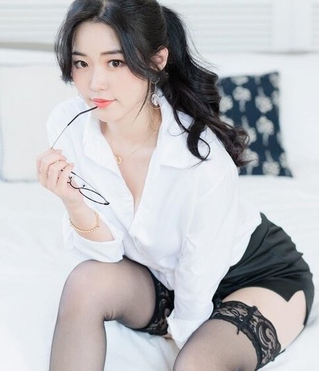 Hong Jieun porn actress img