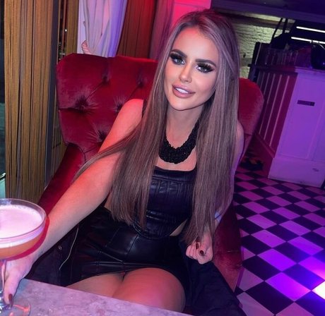 big ass blonde onlyfans sexy nude pictures