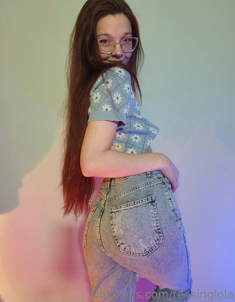 teasinglola top star image