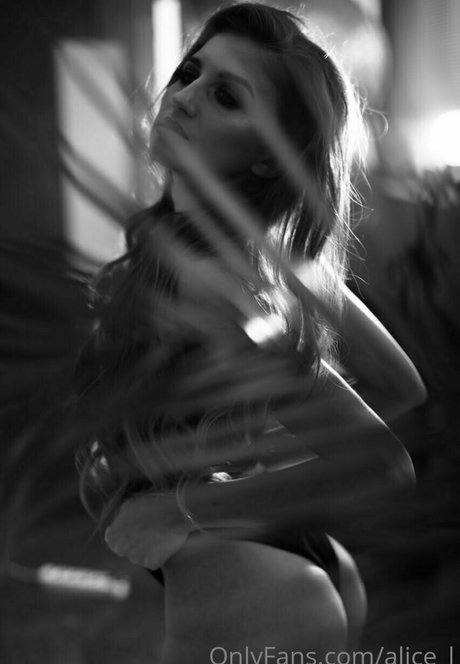 hottest amateur onlyfans top photo