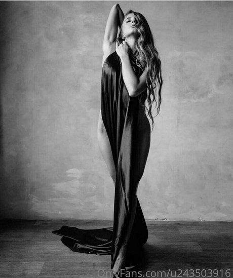 alice l pornstar nudes photo