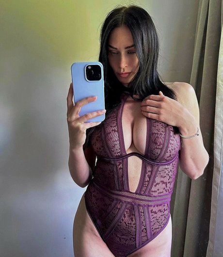 Clare Richards star top archive