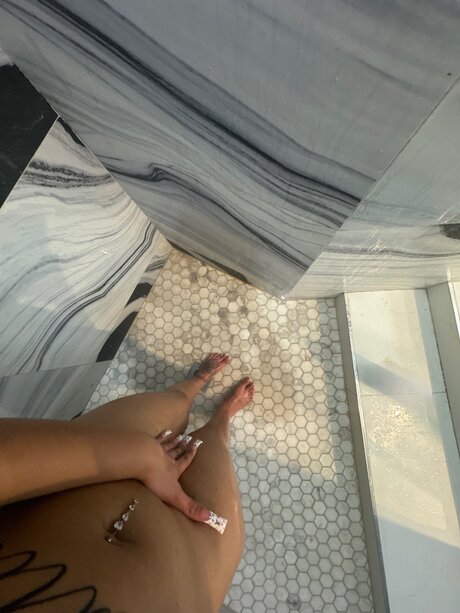 yell0wp0rntapez erotic pornstar galleries