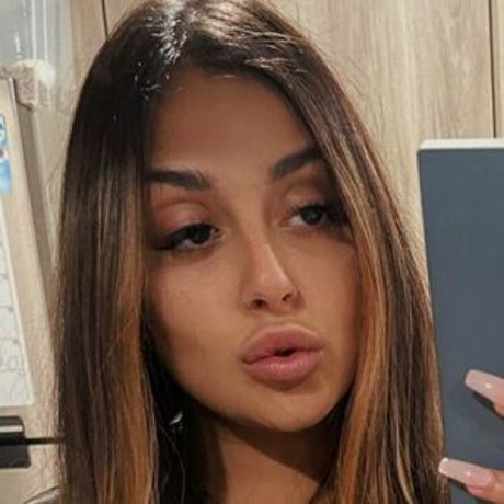 Crazycatlady hot star pictures