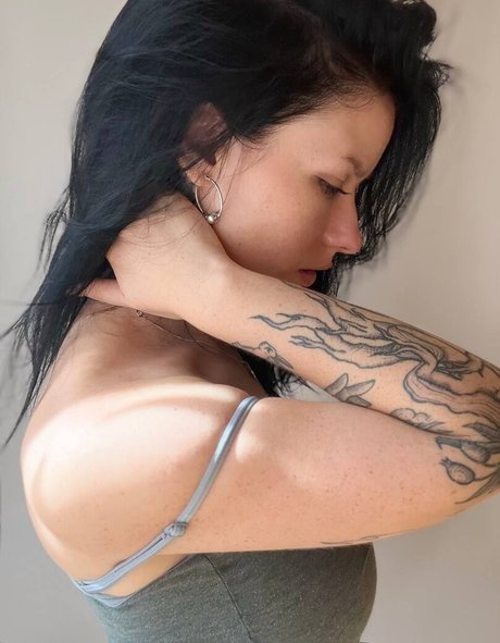 natural ebony onlyfans nudes gallery