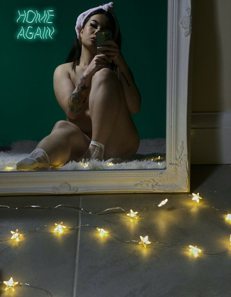 Echo Evangelista perfect model photo