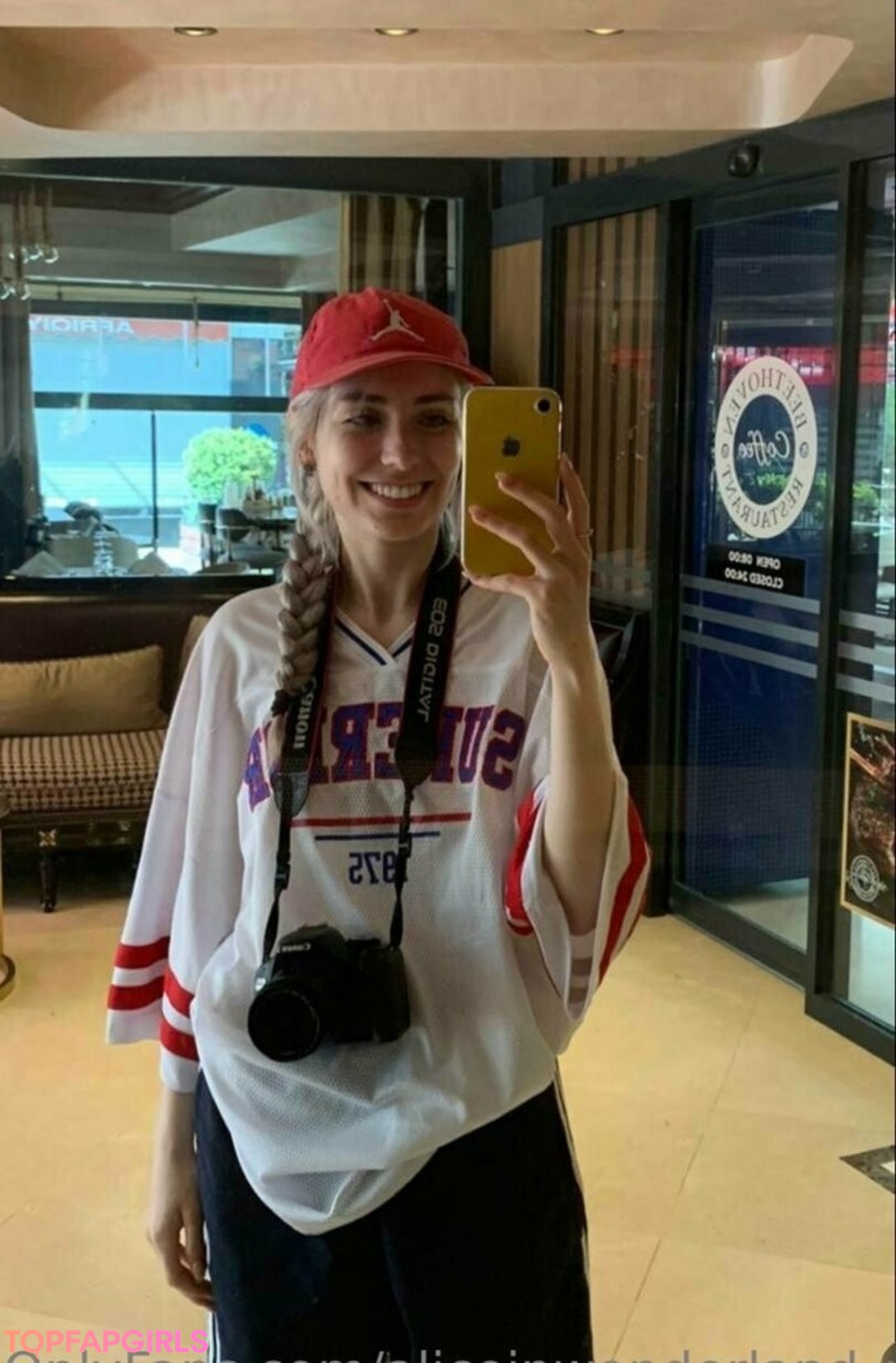 aliceinwonderland xo star high quality image