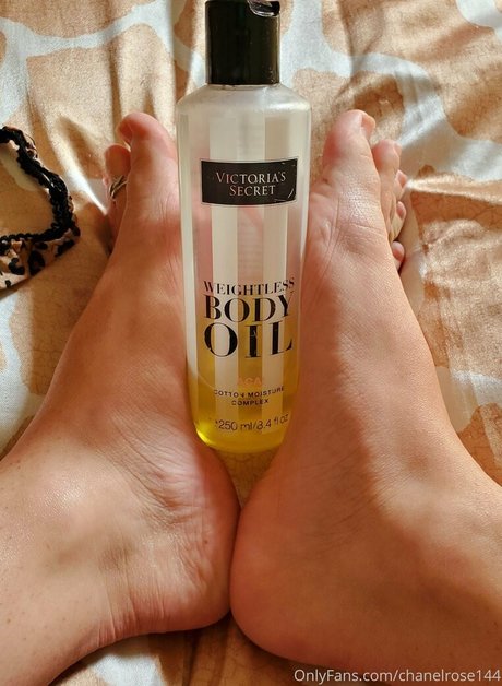 chanelrose144 pornstar pictures