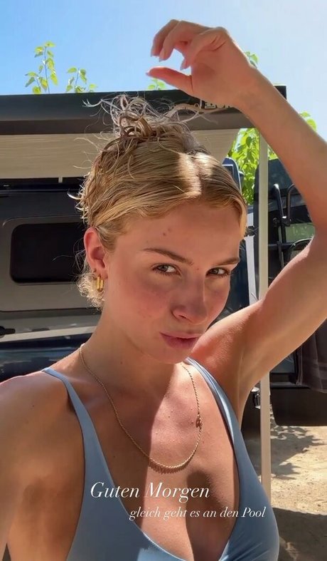 cameltoe onlyfans hot sex image