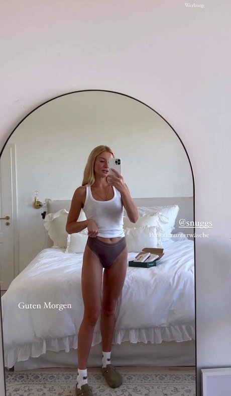 asian dildo onlyfans hot sexy photo