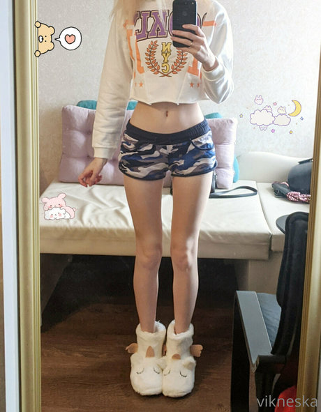 busty teen onlyfans free nude pictures