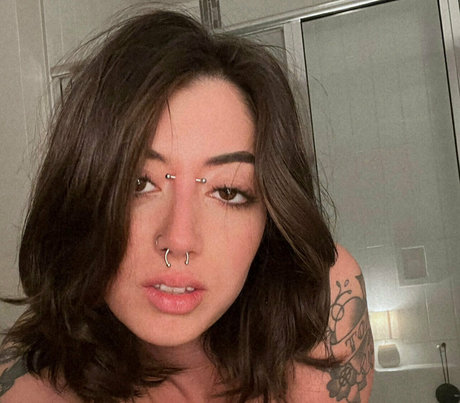 girldefeated star art img