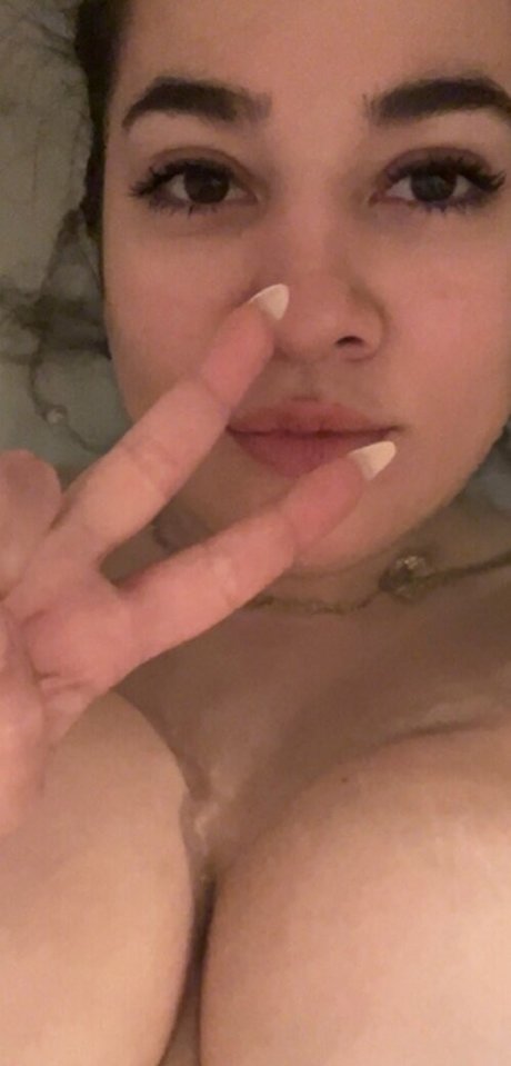 Nyssapizza model naked gallery