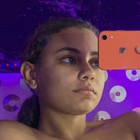 victoriavixo hot star photos