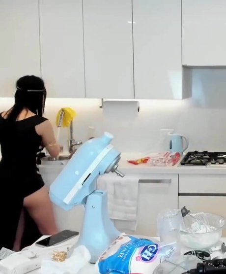 AriaSaki model pretty galleries