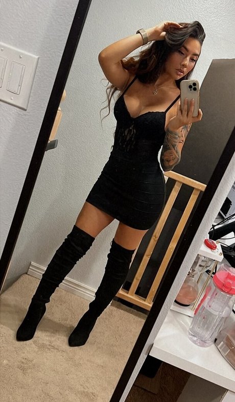 Theegoldenrose nude actress galleries