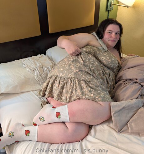 M I S S Bunny nude pornstar image