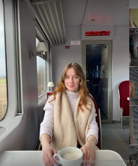 Mollycry star naked image