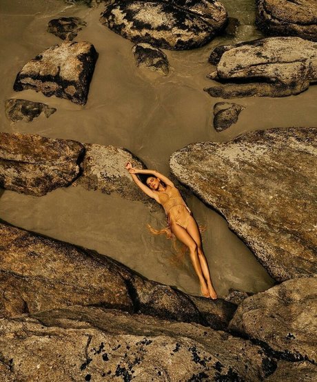 Mariana Rios sexy pornstar photos