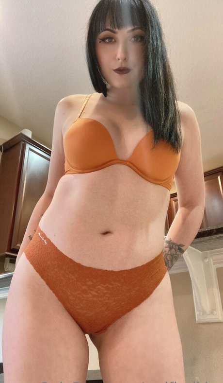 wolfierikku pornstar adult img