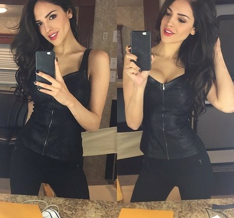 squat onlyfans art nude photo