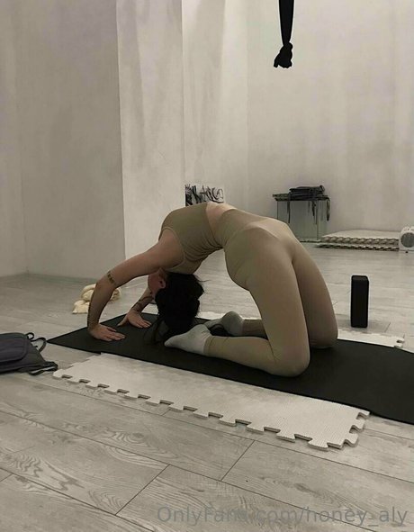 honney aly nudes star gallery