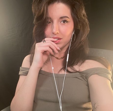 Slight Sounds nude pornstar pictures