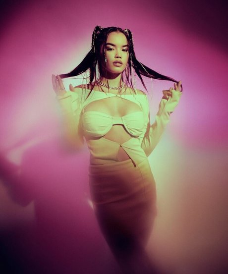 Paris Berelc star beautiful images