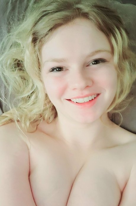 lyrictiana adult model archive