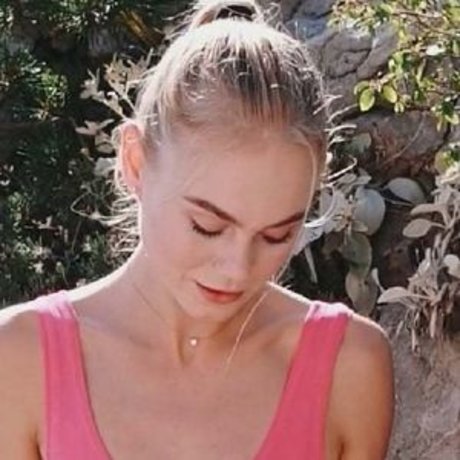 Nancy Ace free pornstar image