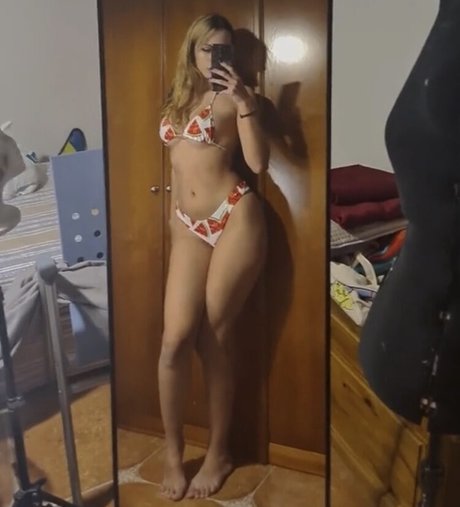 Katekey Cosplay erotic actress picture