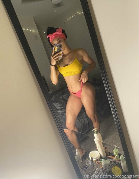 Cocoboncoco erotic model photo