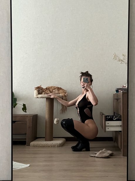 Toma Efremova porn star images