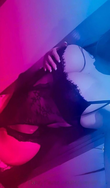 Yeri Mua sexy model galleries