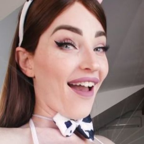 Natalie Mars art actress galleries