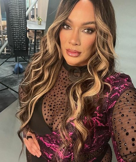 Nia Jax hd model pictures