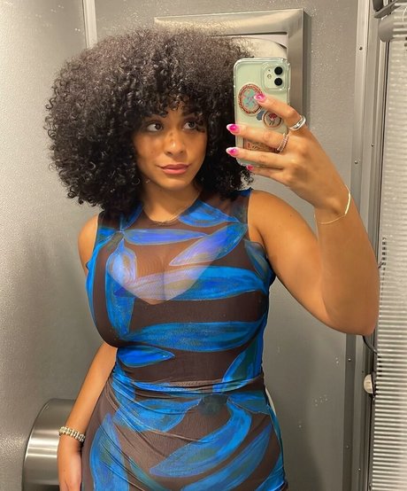 Raina Morris hd pornstar gallery