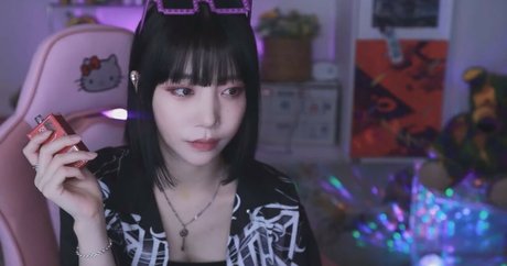 Baerasoni art pornstar photo